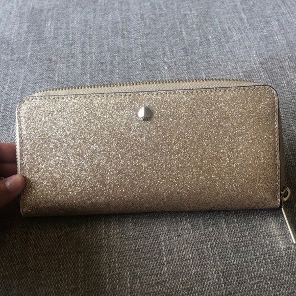 Kate Spade Full Size Gold Glitter Full Size Zippered Wallet - Picture 3 of 13